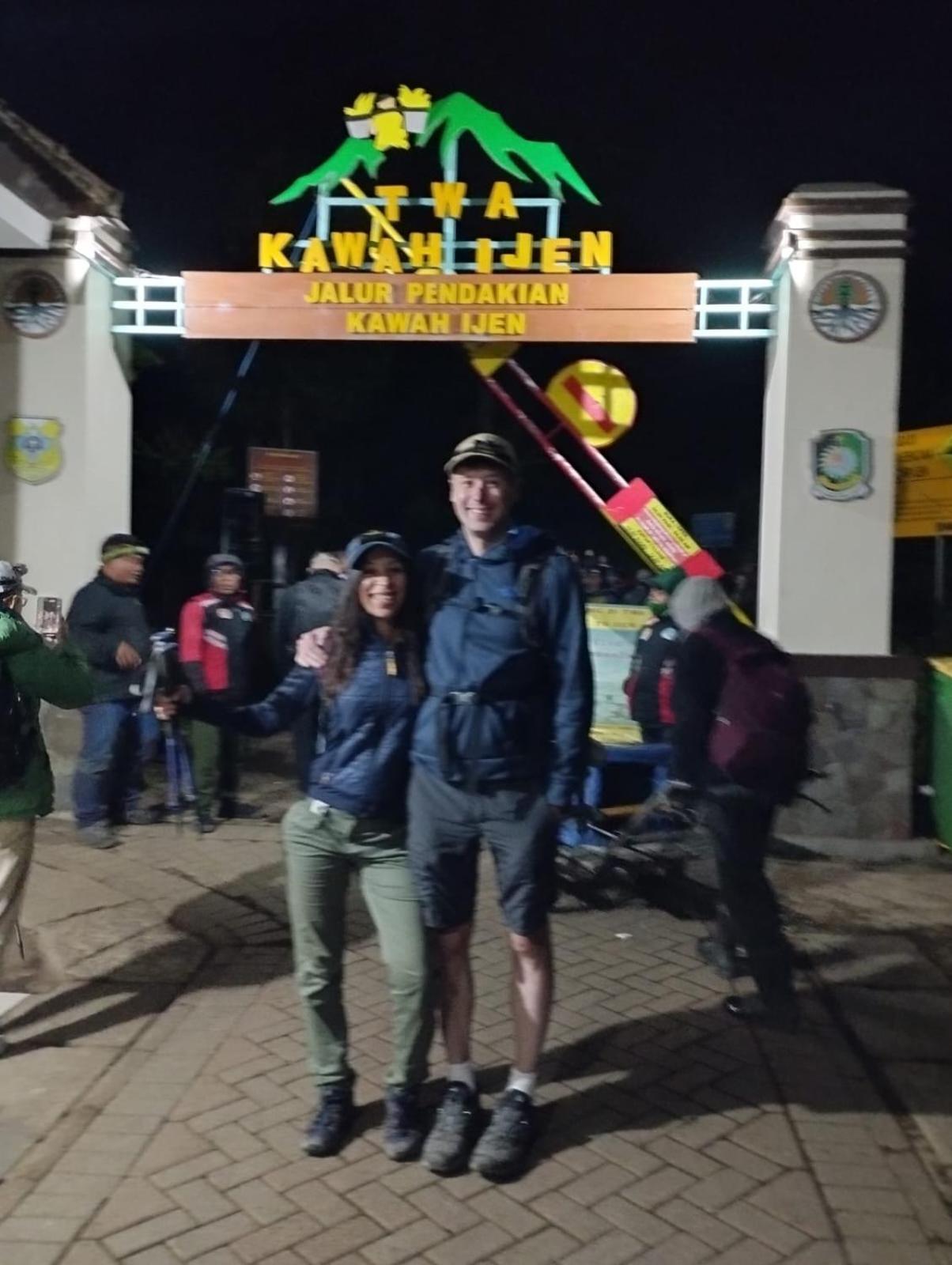 Dannu'S Homestay Ijen And Bromo Tour Banyuwangi  Exterior photo