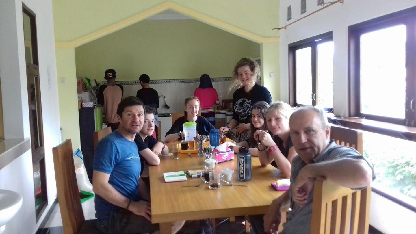 Dannu'S Homestay Ijen And Bromo Tour Banyuwangi  Exterior photo